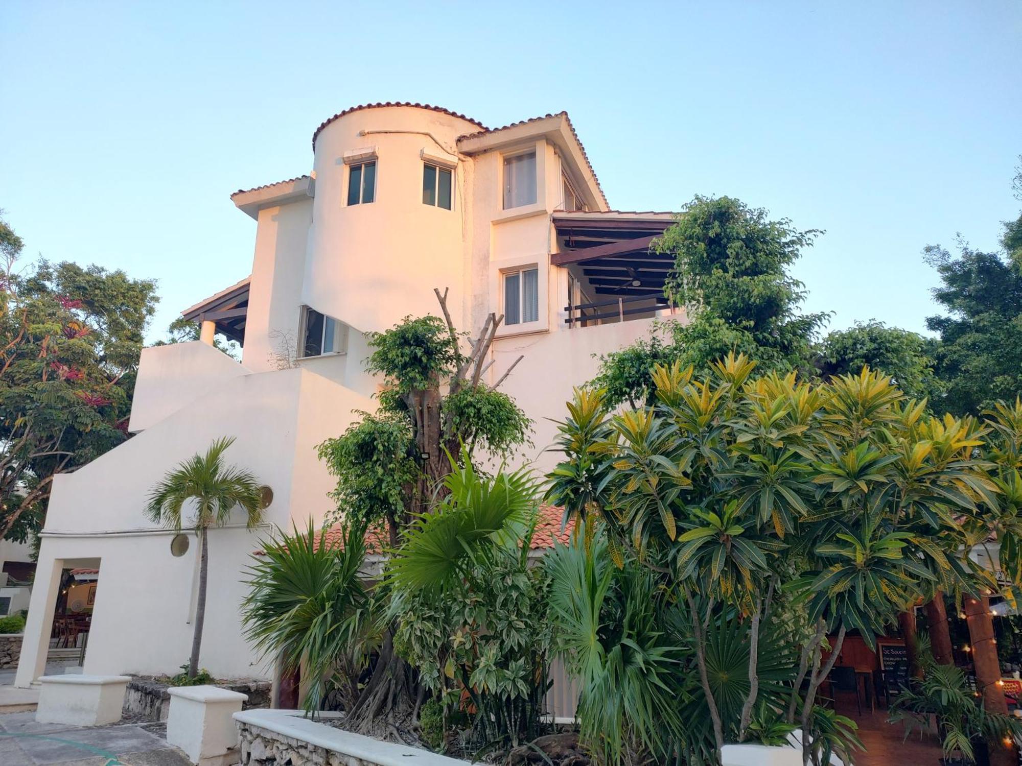 Private Rooms In A Hotel-Type Apartment - Super Located Puerto Aventuras Buitenkant foto